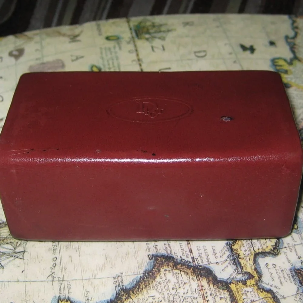 ❤️Rare! CHRISTIAN DIOR Burgundy Mini Framed Kisslock Coin Purse Wallet